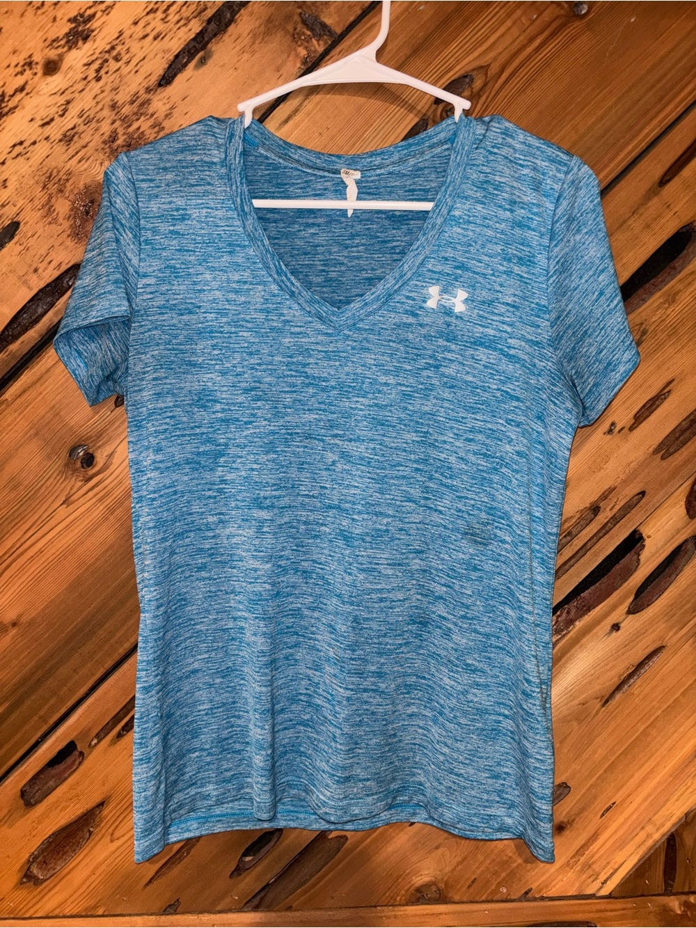 Under Armour Women's Heather Blue V-Neck Performance Tee